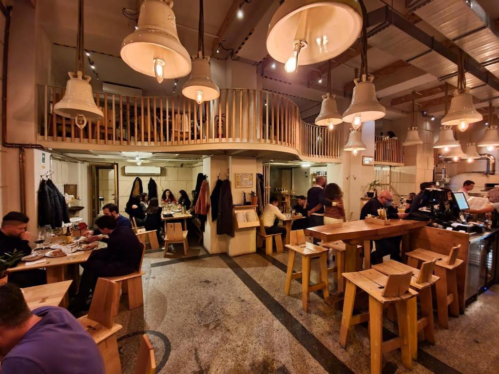 Arhitectul Corvin Cristian s-a ocupat de design-ul restaurantului