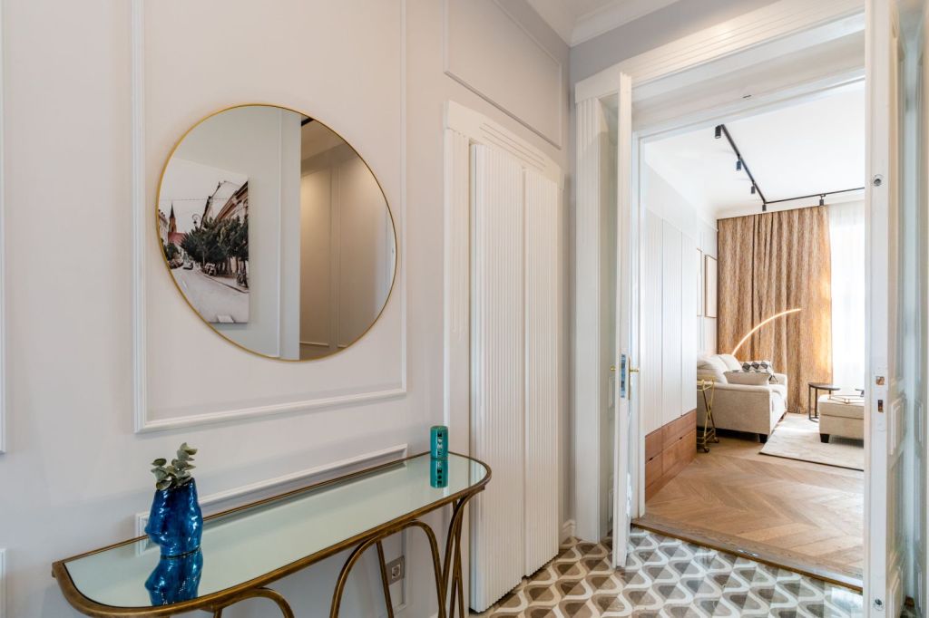 intrare in apartamentul mare