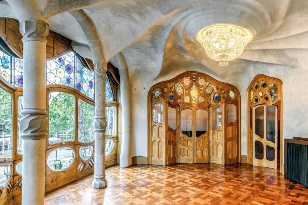stilul art deco - art nouveau vs art deco 3