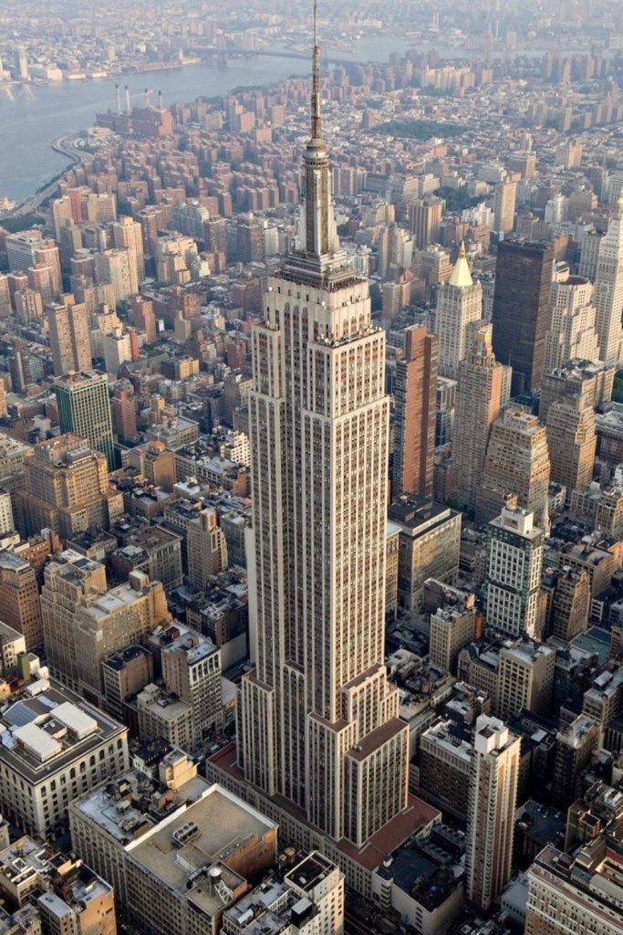 stilul art deco - empire state building - zgarie nori