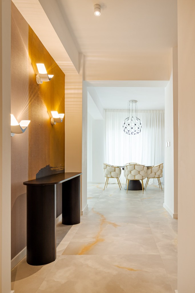 apartament la mare intrare