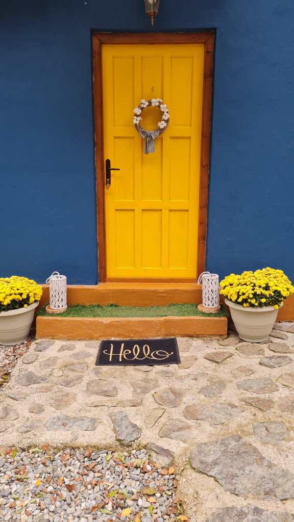 Montebello Cabin, un spațiu de doar 45 metri pătrați