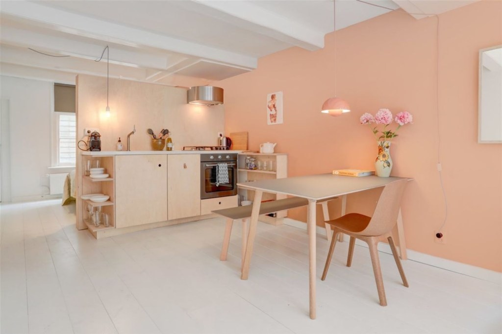 apartament slab iluminat - culori2