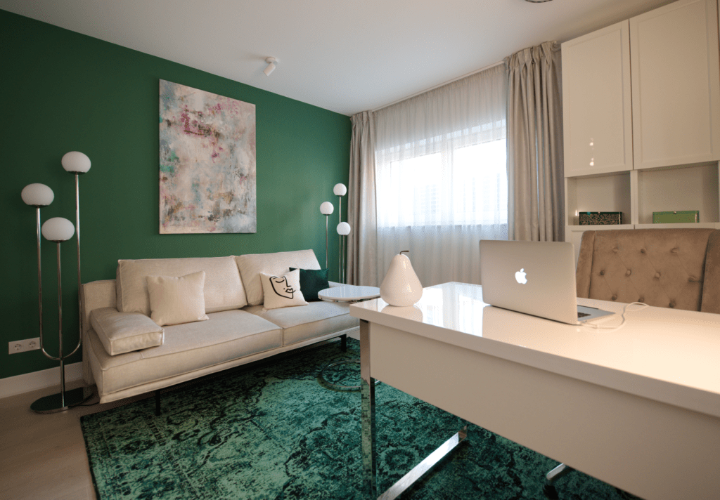 Simona Ungurean Homestyling Casa MaraM birou (1)