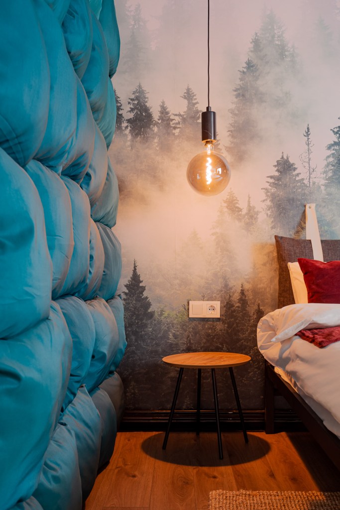 Airbnb Sinaia amenajare iDecorate -dormitor verde (2)