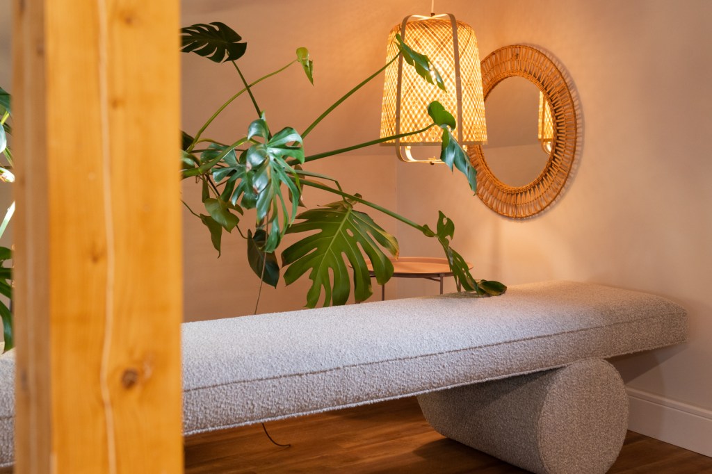 bancuta mansarda lovedeco