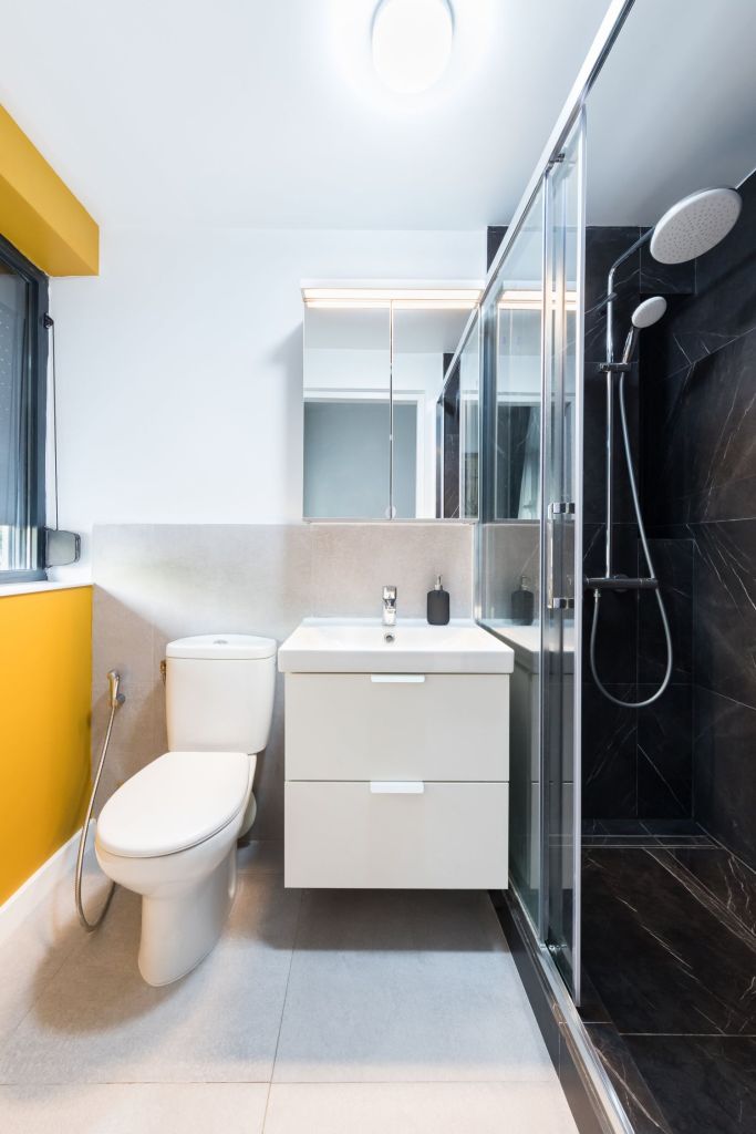 Amenajare baie galbena duplex Bucuresti - arh. int. Stefania Bobaru VIM Studio