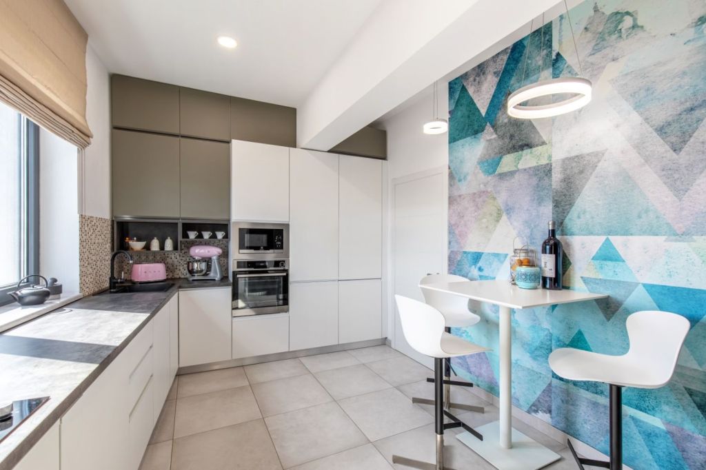 Apartament Bucuresti - bucatarie alba - design interior Interiology arh. Alexandru Bucur (1)