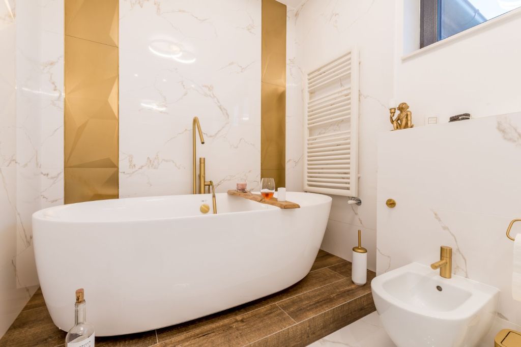 Baie casa Bihor - amenajare luxury Launtric Design - ADAS and More (2)