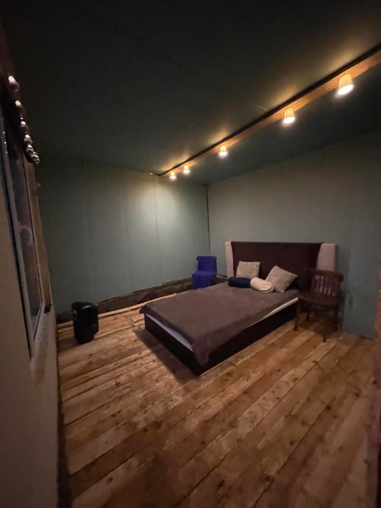 Paul și Horia, fiul lui, s-au inspirat din jocul Red Dead Redemption pentru design-ul interior