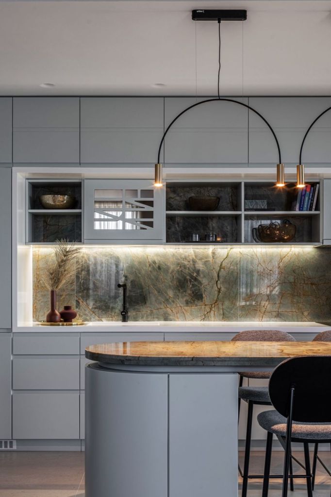 amenajare bucatarie cu insula