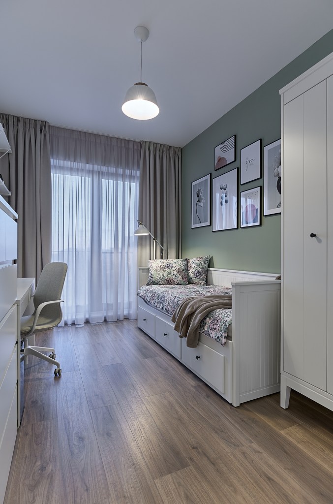 Amenajare birou si dormitor oaspeti -apartament trei camere Bucuresti - Cristina Micu Interior Design