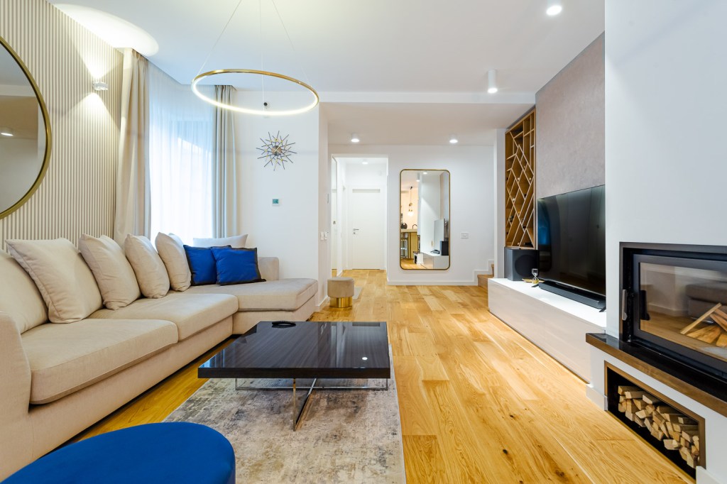 Amenajare casa Bucuresti iDecorate - living elegant semineu (1)