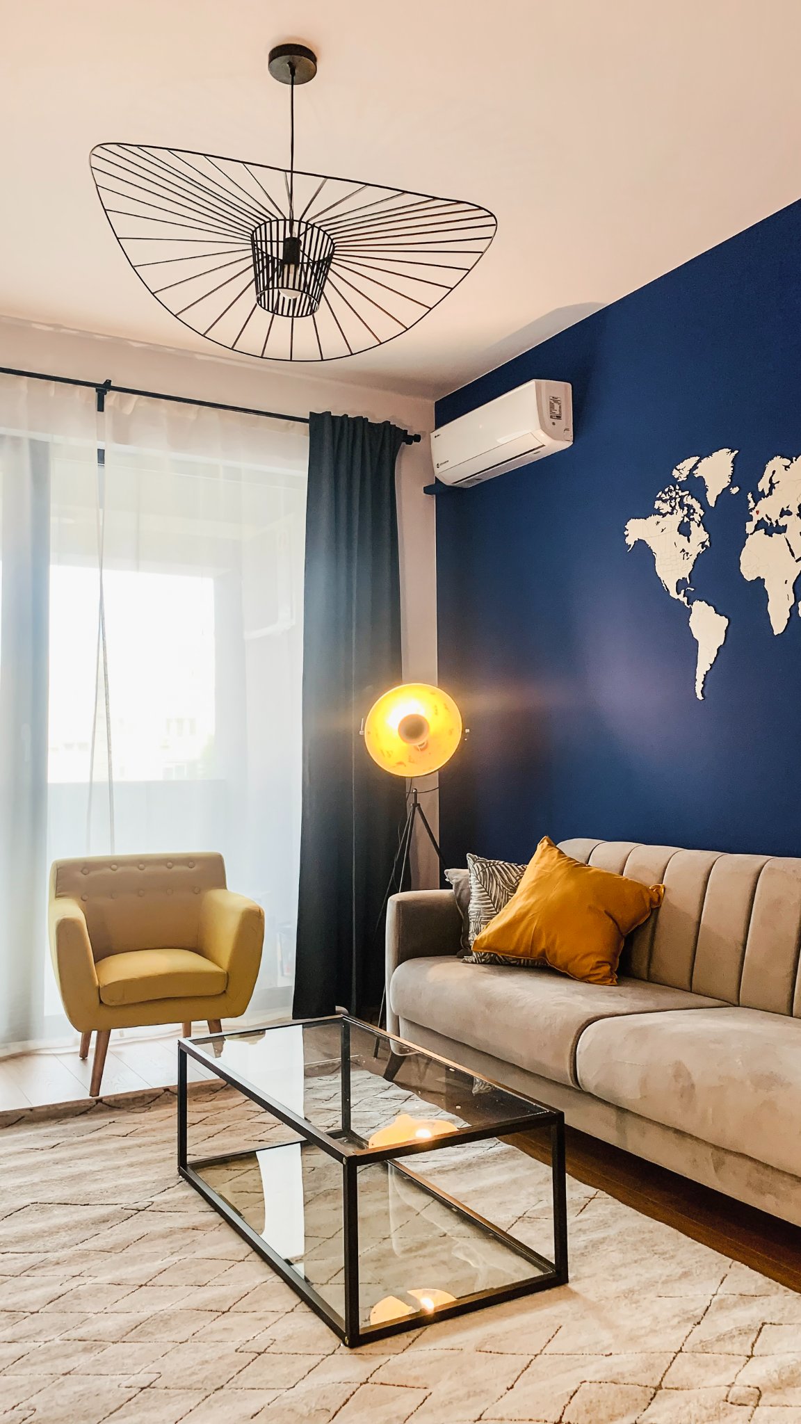 apartament 2 camere de inchiriat galben si albastru