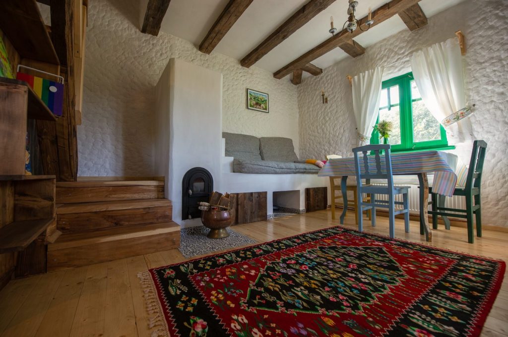 Bertea casa traditionala Mandra Ioana