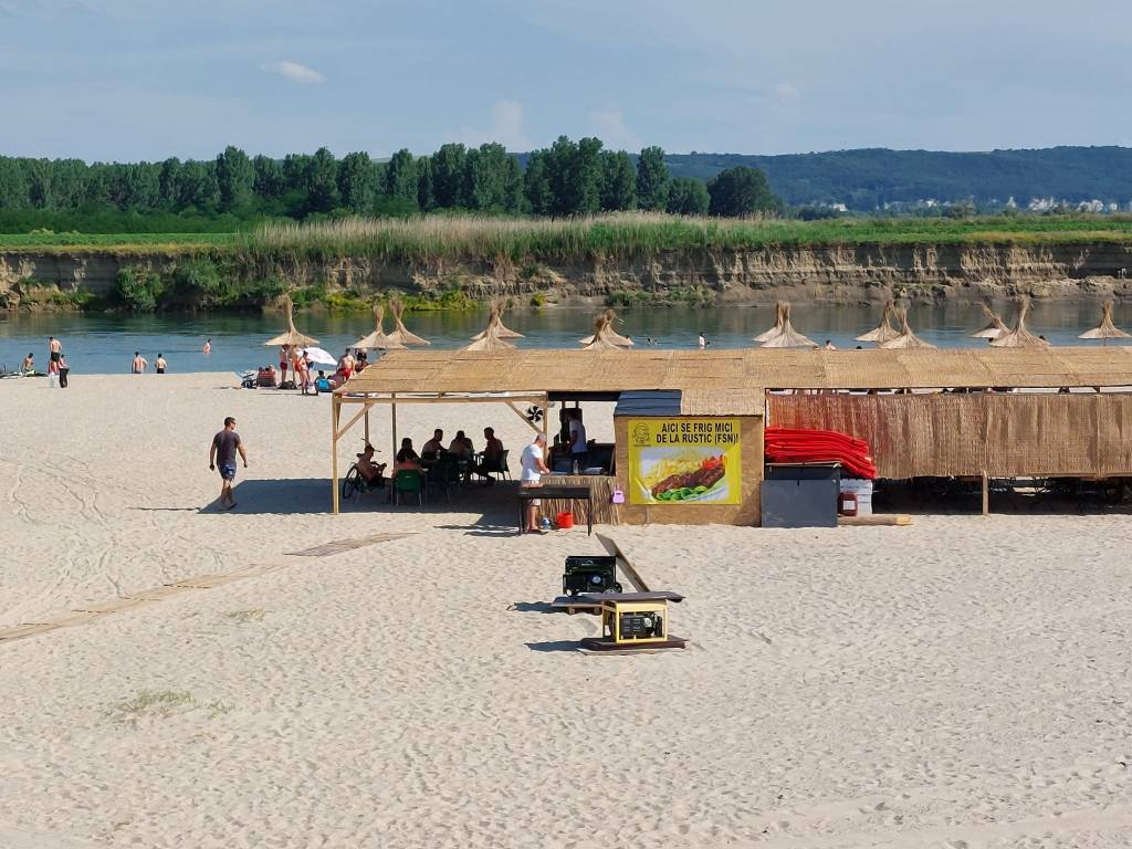 Insula Calnovăț