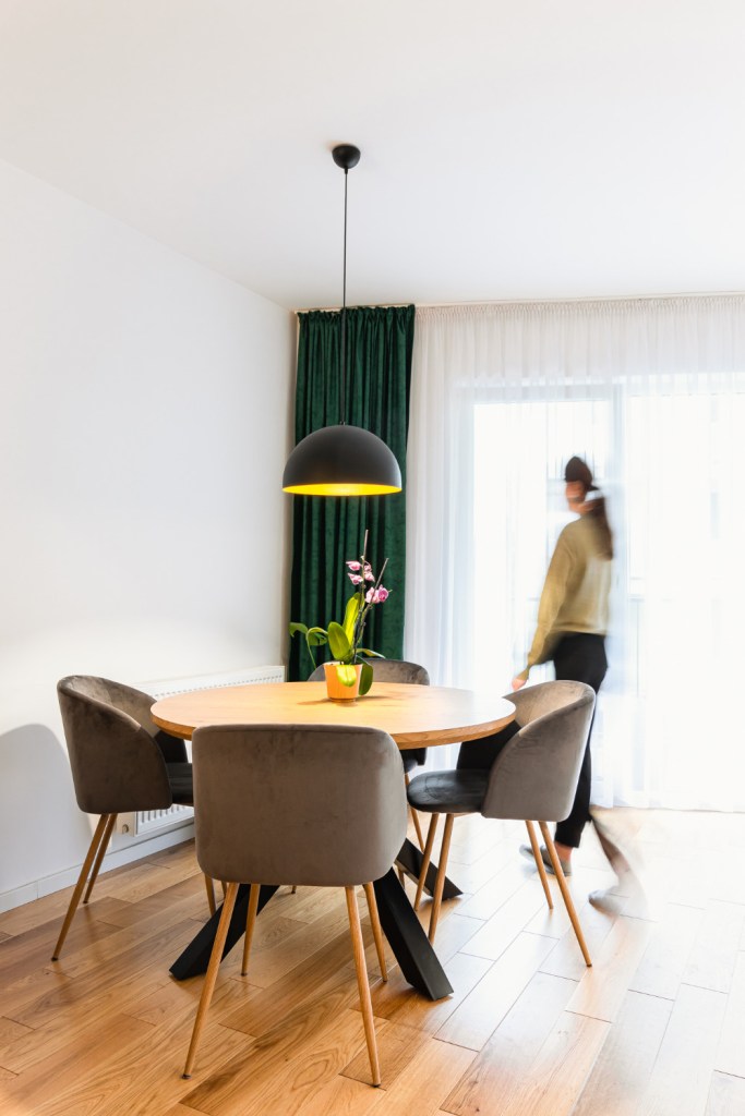 apartament luminos 10