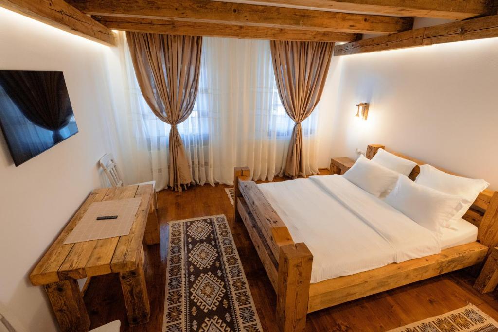 cazare pensiunea pa coasta booking