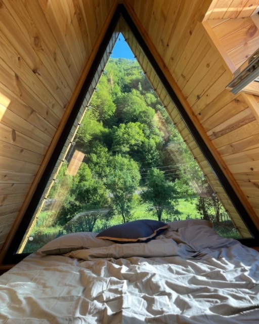 Construcția a costat 110.000 euro, iar mobilierul undeva la 15.000 euro