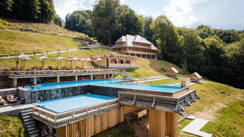 piscina pensiunea pa coasta