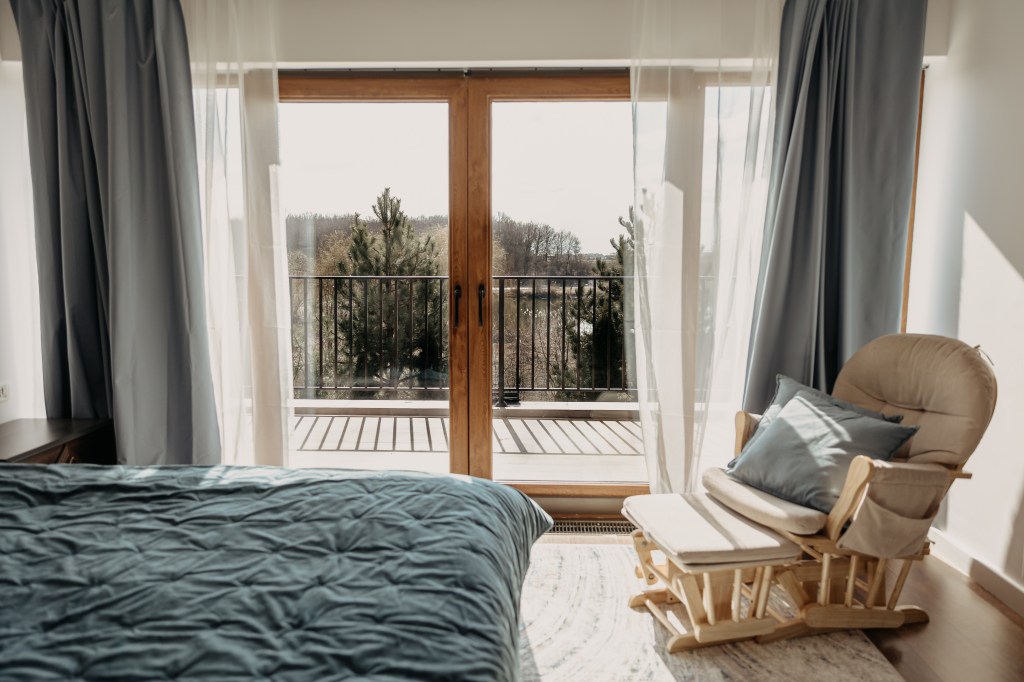 casa Corbeanca dormitor etaj