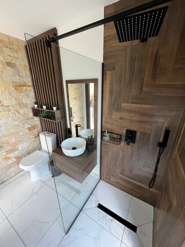 Mihai și-a dorit un business unde să ofere oamenilor un spațiu modern, generos, înconjurat de verdeață