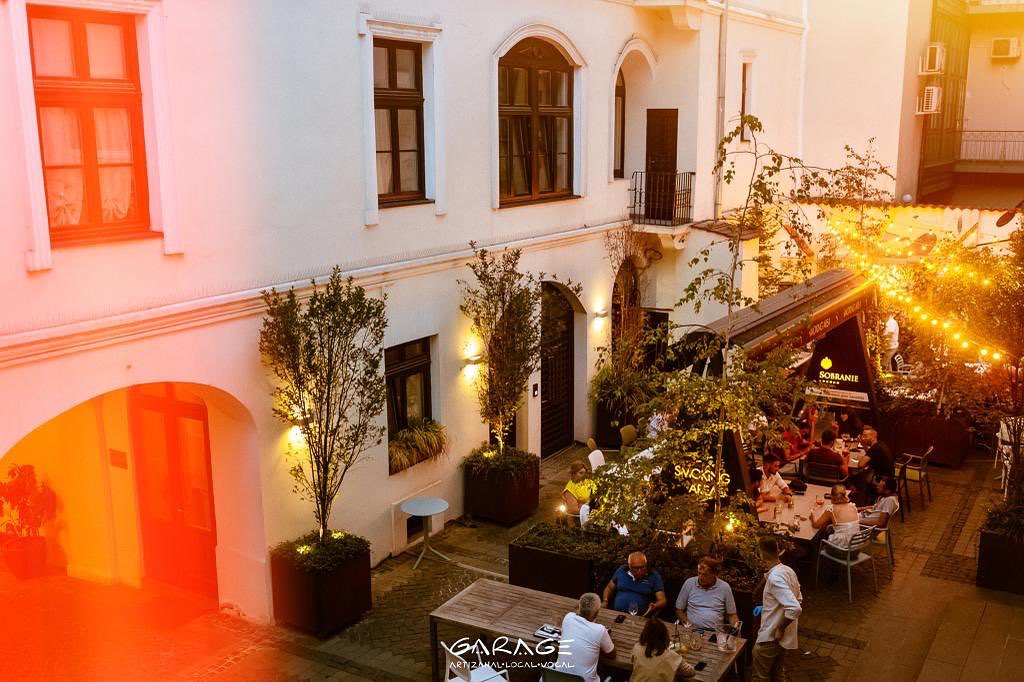 Garage Cafe foto facebook