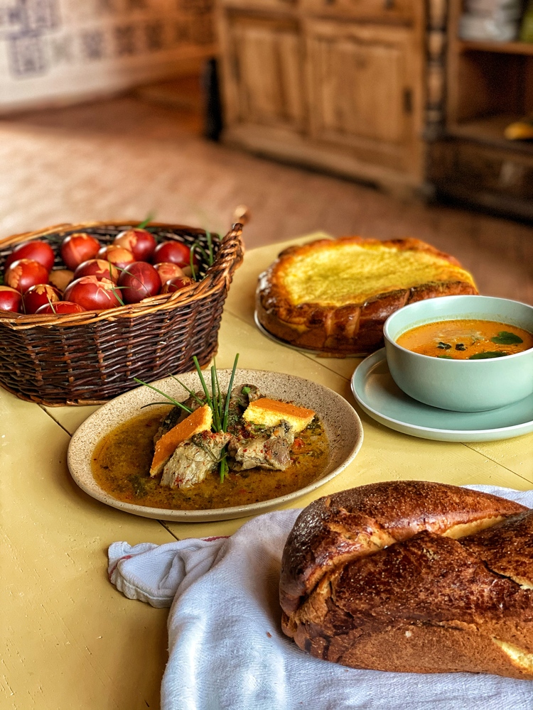 Viscri 32 este și unul dintre cele mai cunoscute spații gastronomice de pe culoarul turistic Brașov-Sighișoara