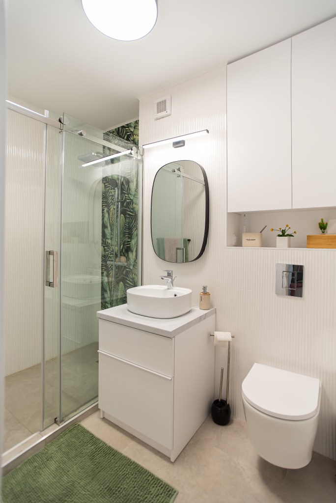 apartament cuu formă atipică baie