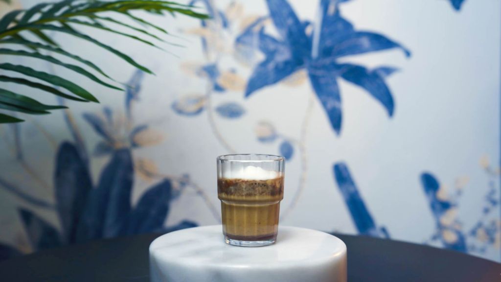 retete cafea hot cinnamon roll coffee