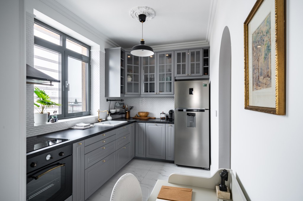 apartament București bucătărie