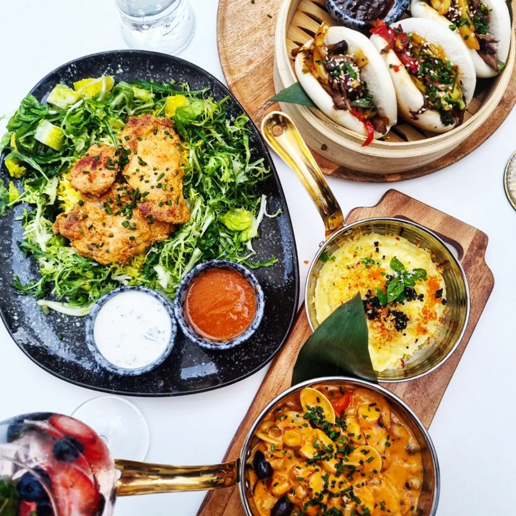 Rual, Apro-Bistro
