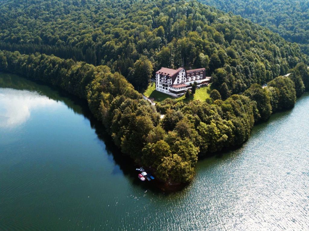 Hotel Valea cu Pești FOTO: Facebook