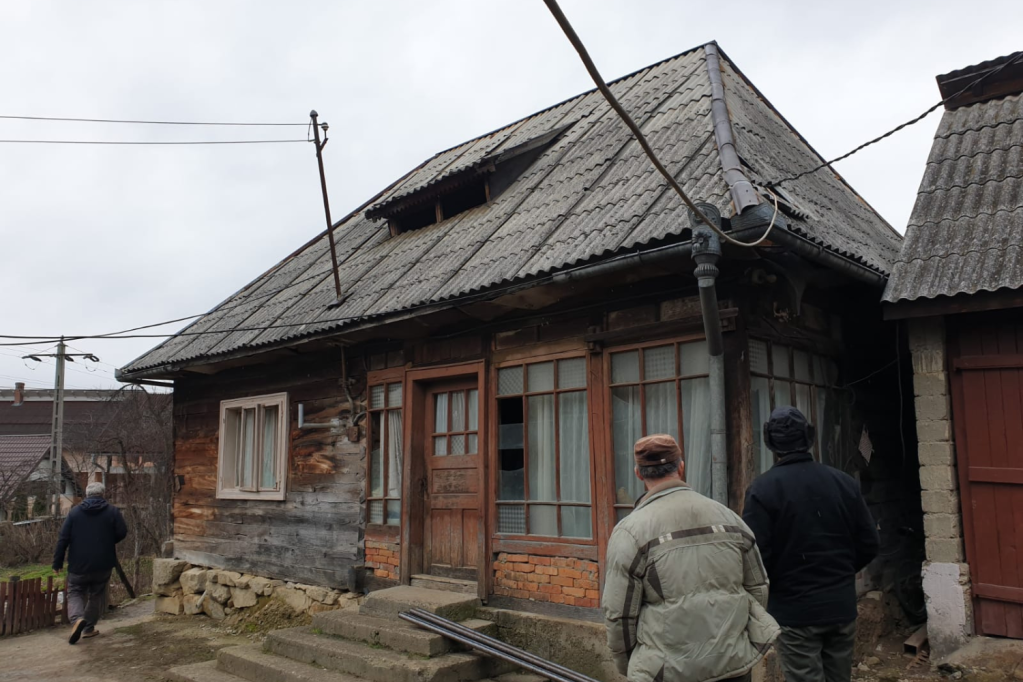 casă maramureșeană