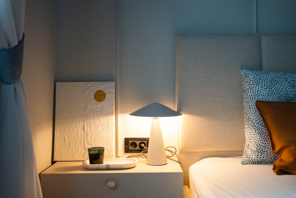apartament cu trei camere dormitor