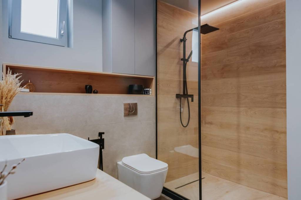 Baie apartament modern - amenajare SiArh (11)