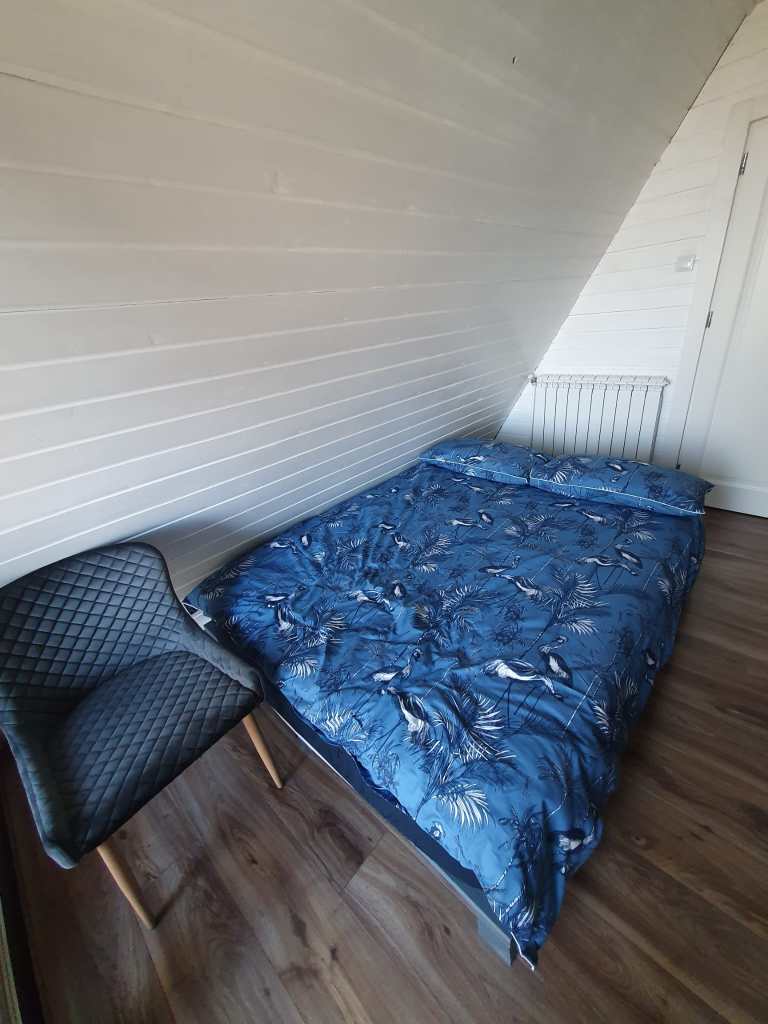 Cezara și-a decorat singură căsuța