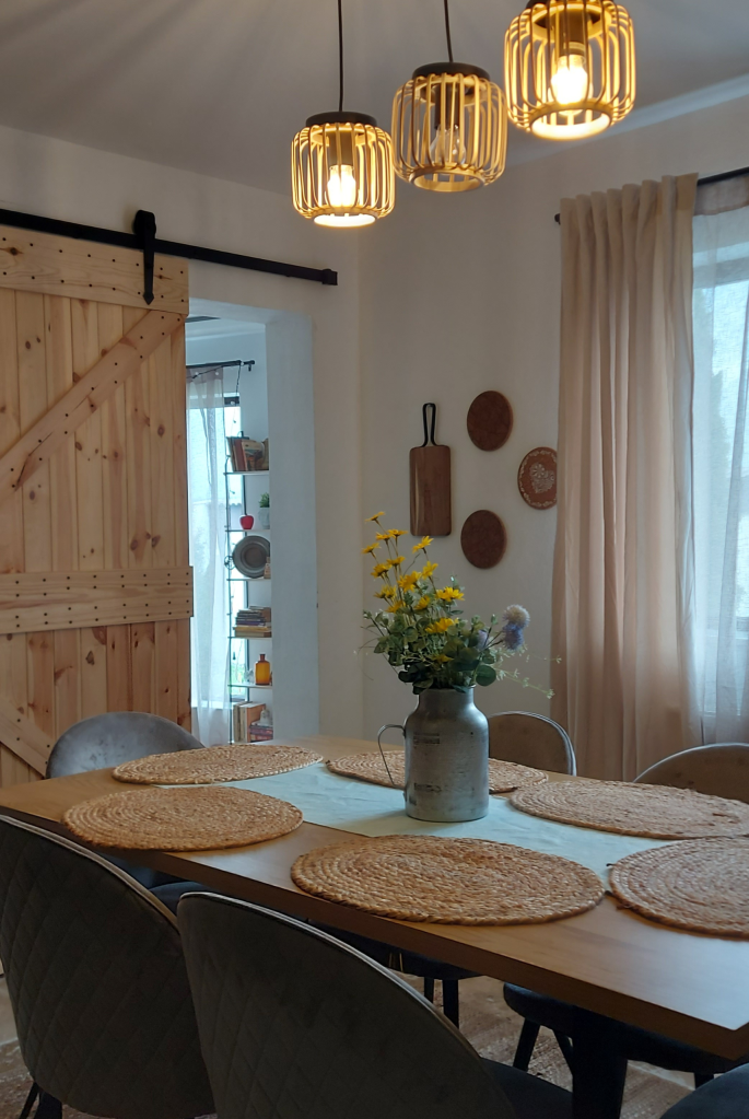 casă Cisnădie dining