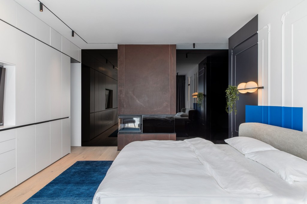Amenajare dormitor semineu Pure Mess Design - Off The Grid (14)