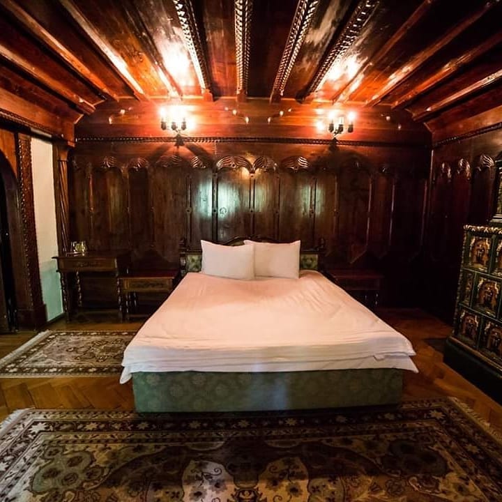 Castelul Lăpușna Facebook