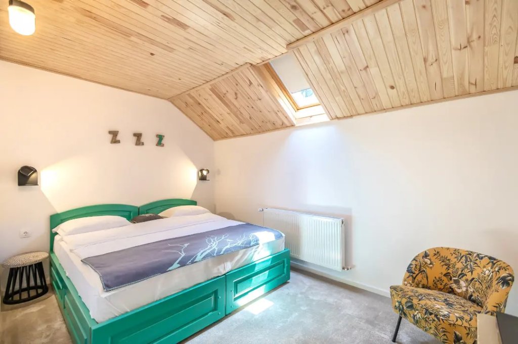 Hadar Chalet facebook