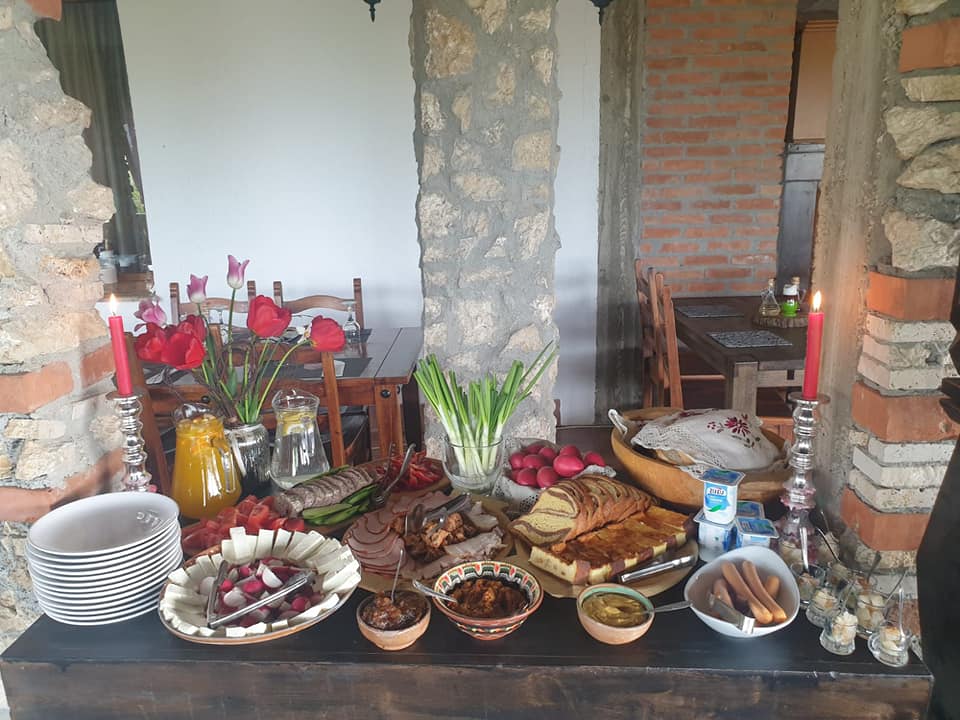 castelul lupilor facebook