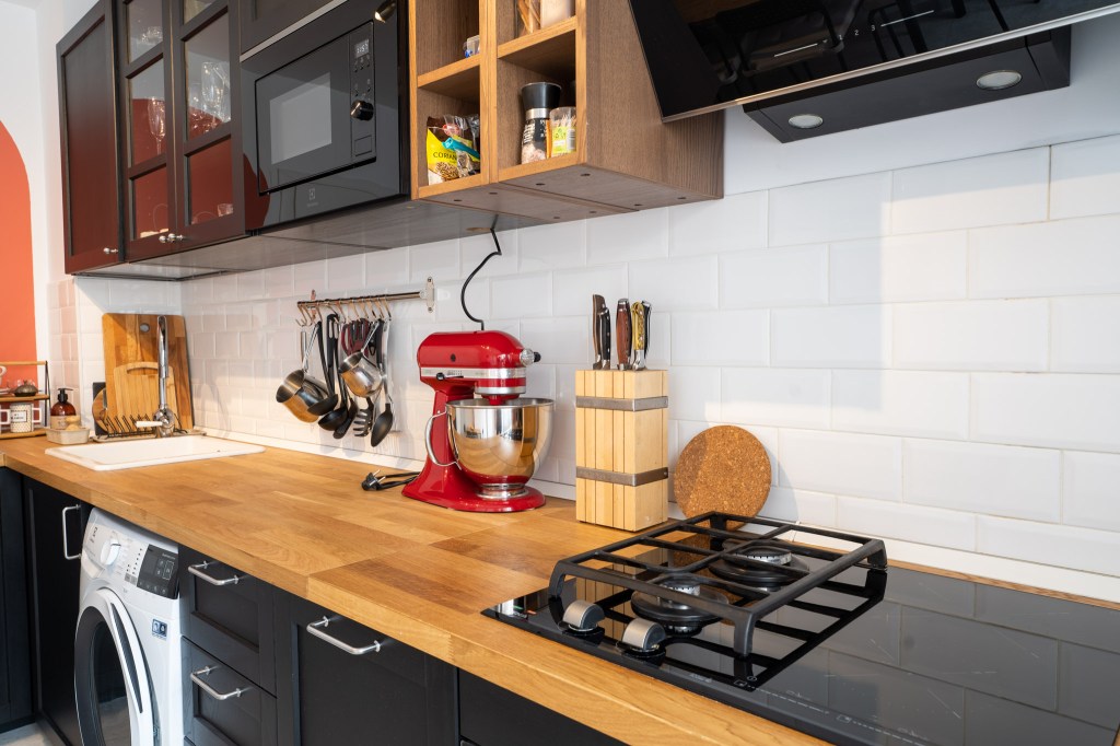 apartament București bucătărie