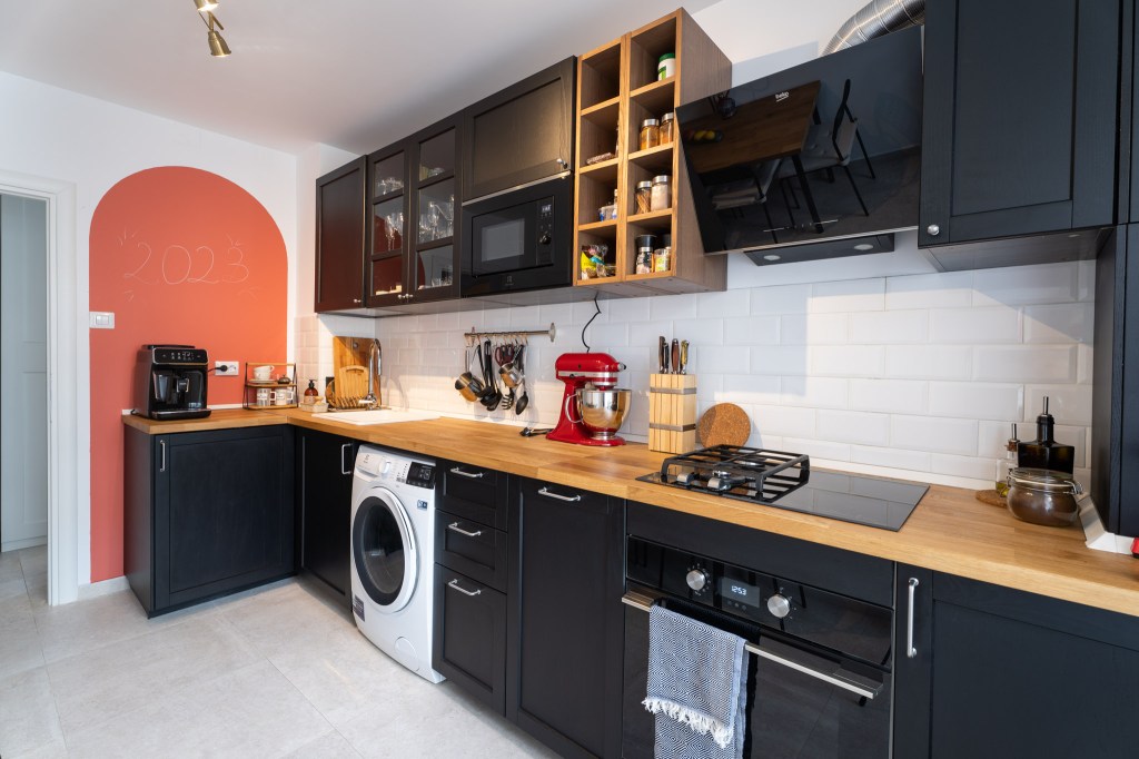 apartament București bucătărie Ikea