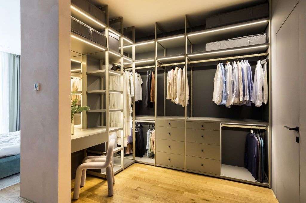 amenajare moderna dressing