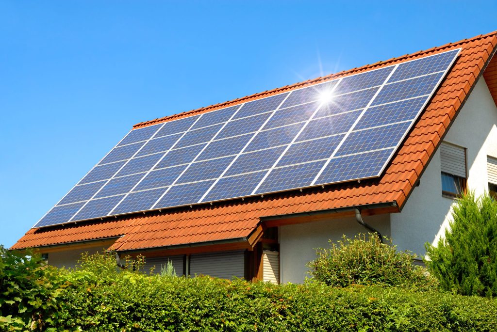 casa verde fotovoltaice 2023 shutterstock