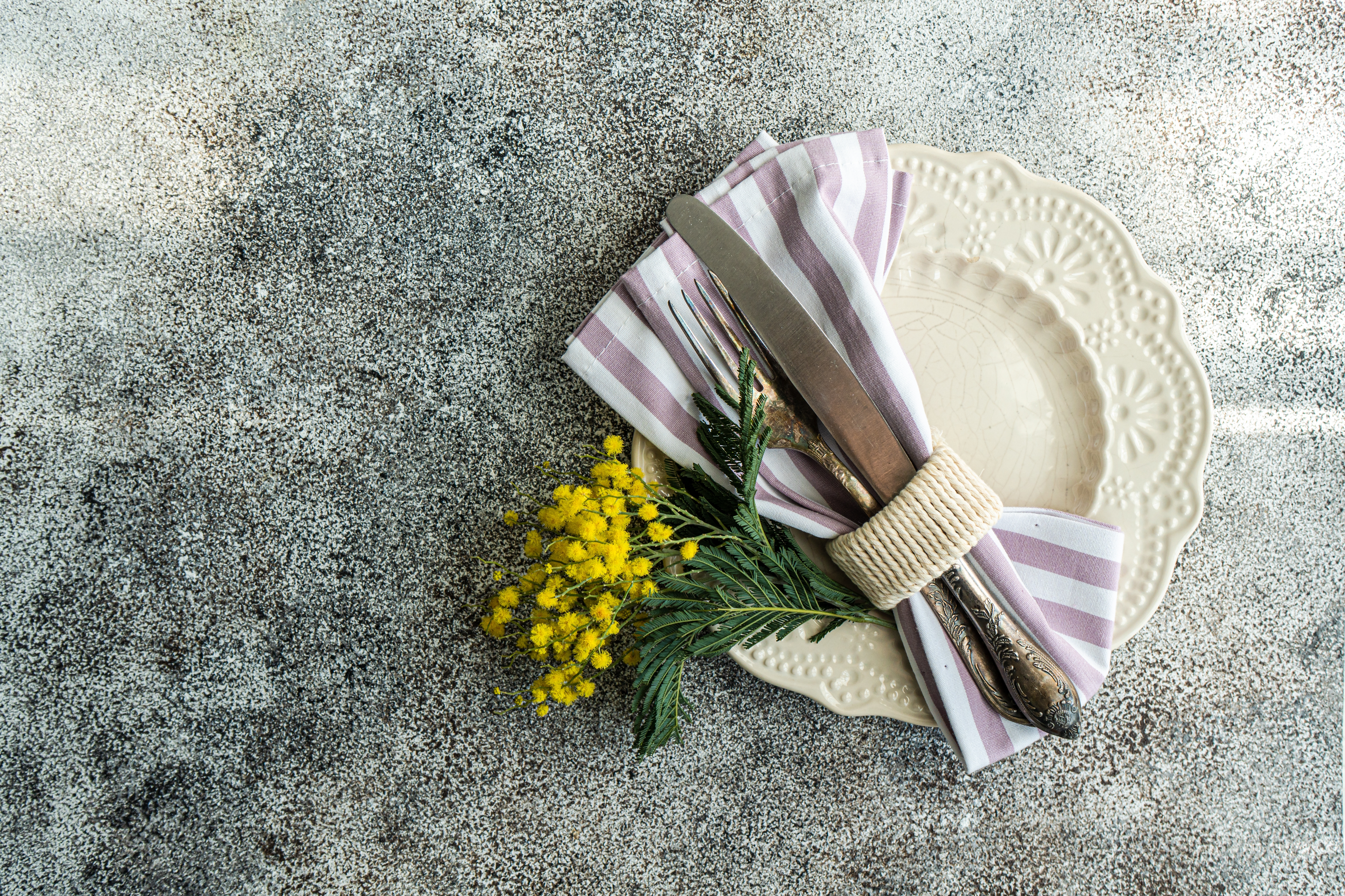 reguli de eticheta bune maniere shutterstock