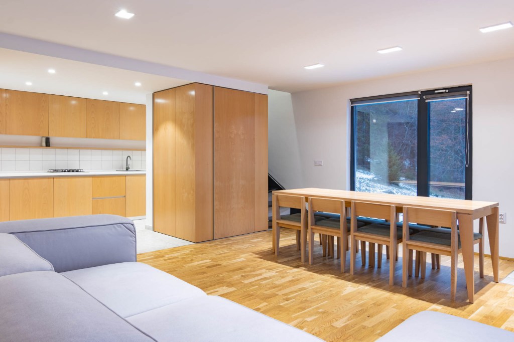 casa in stil minimalist 2