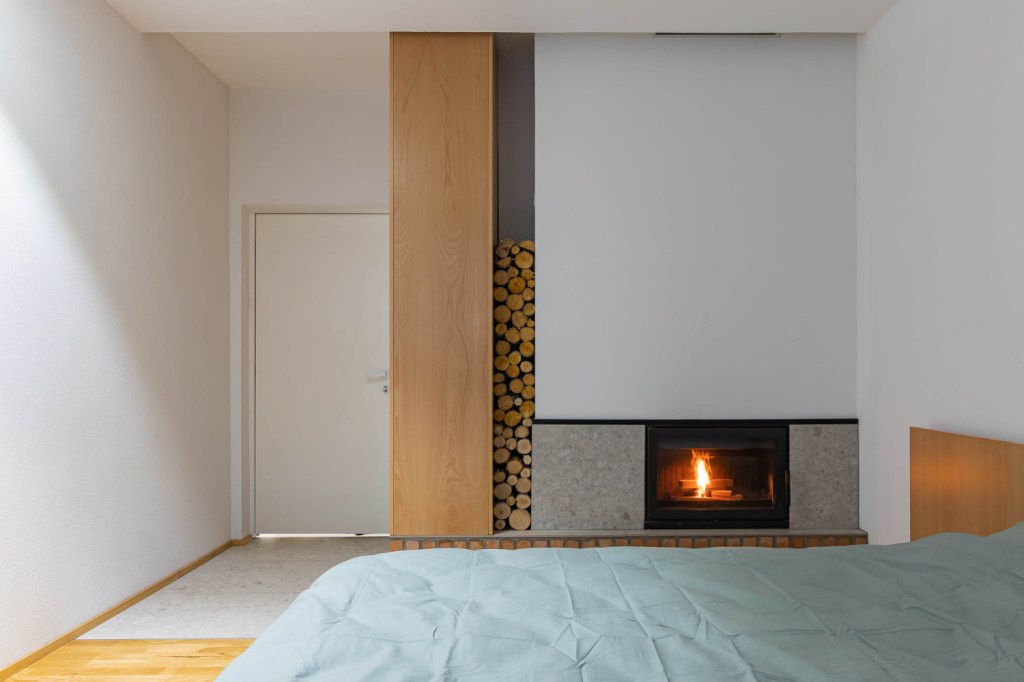 casa in stil minimalist 8