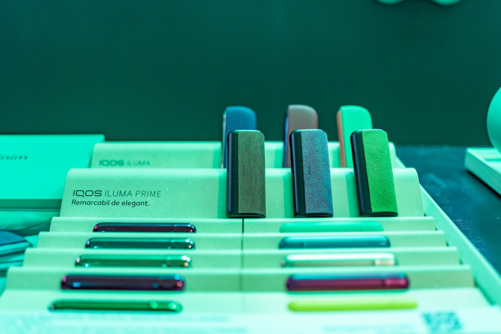 iqos iluma dispozitive